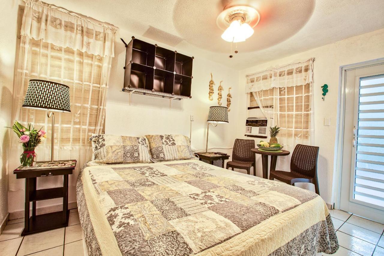 Coconut Palms Inn Rincon Kültér fotó